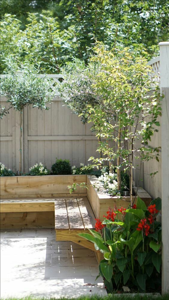 Complacent Garden Seats to enjoy natures beauty