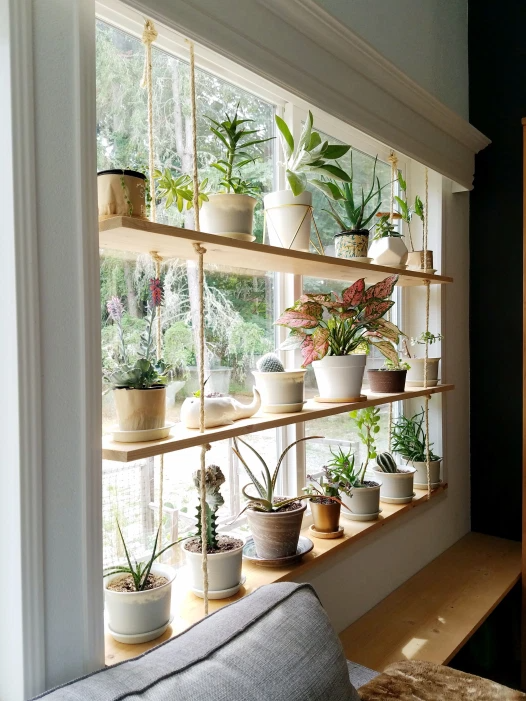 How to Make Your Own Hanging Shelves