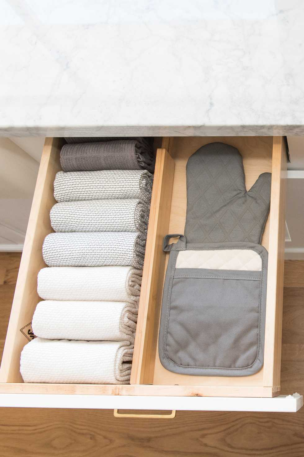 Kitchen Drawers Offer Well-Organized  Storage