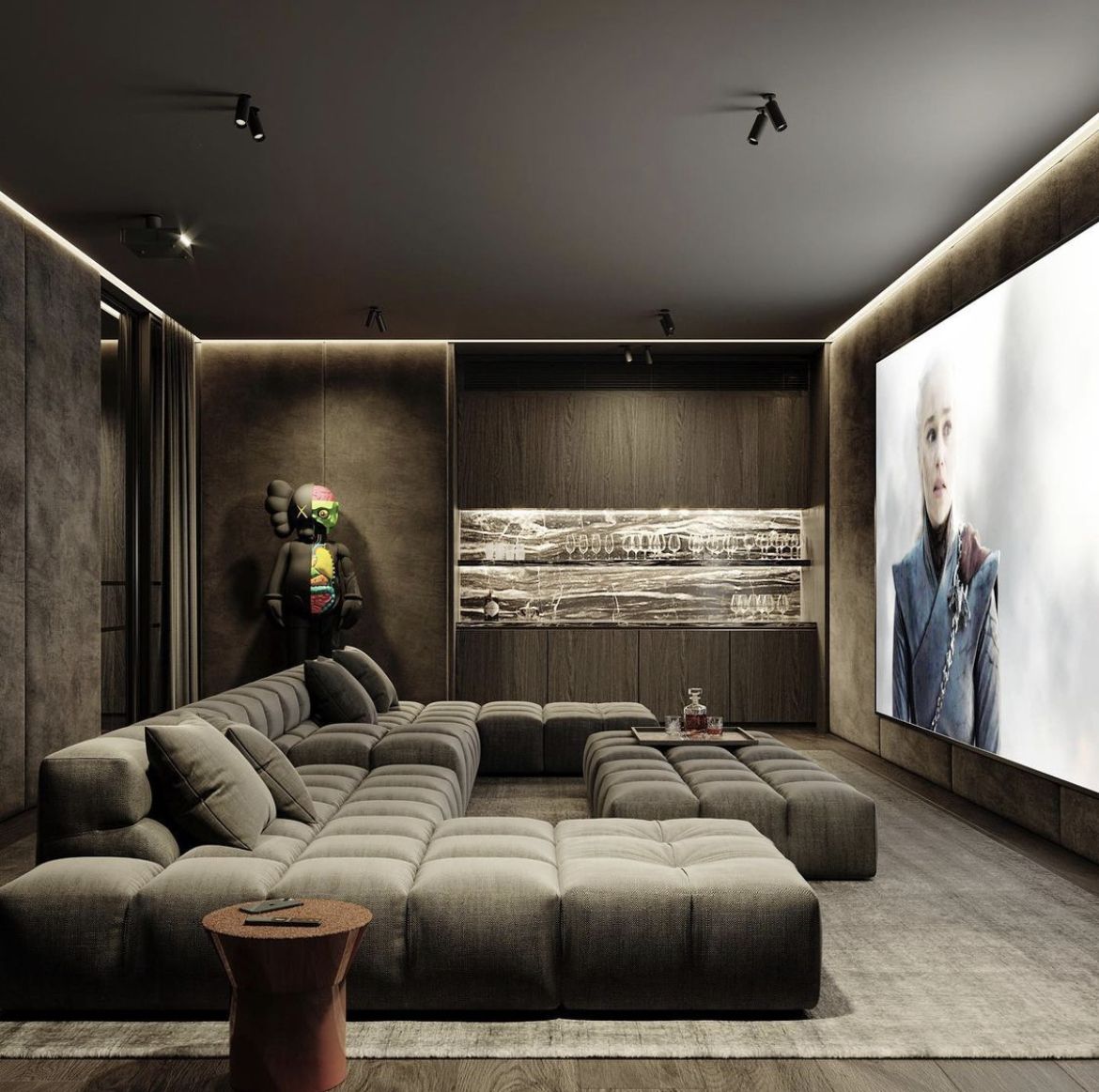 How to Turn Your Living Room into a Movie
Lover’s Paradise