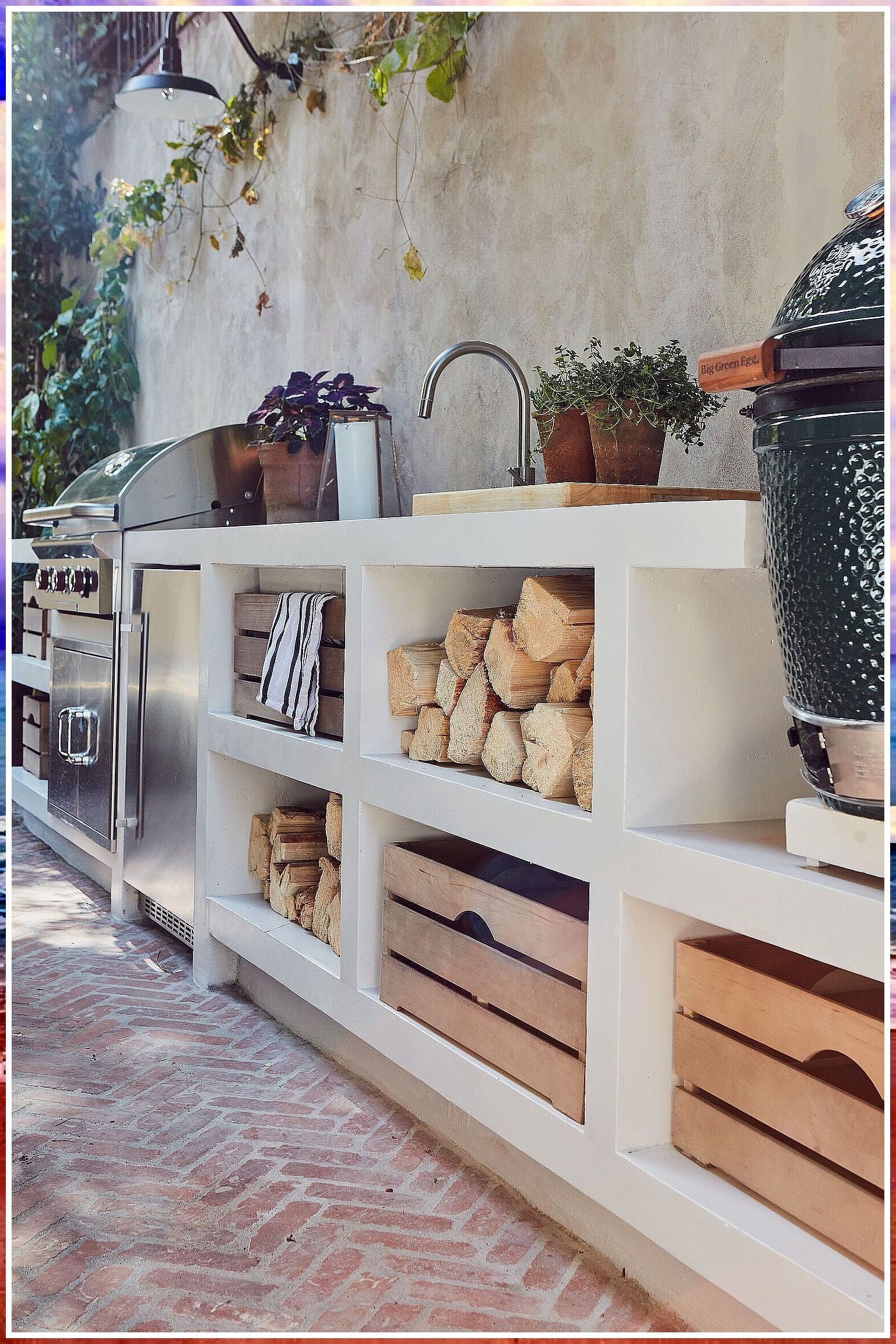 Outdoor Kitchen : a world outside