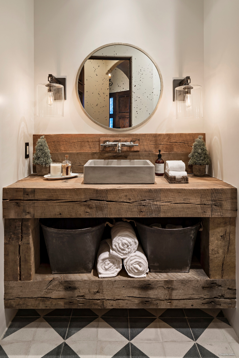 Elevate Your Bathroom with Rustic Vanity
Designs