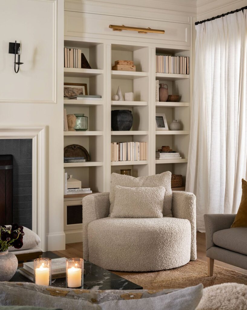 Swivel-Chairs-for-Living-Room.jpg