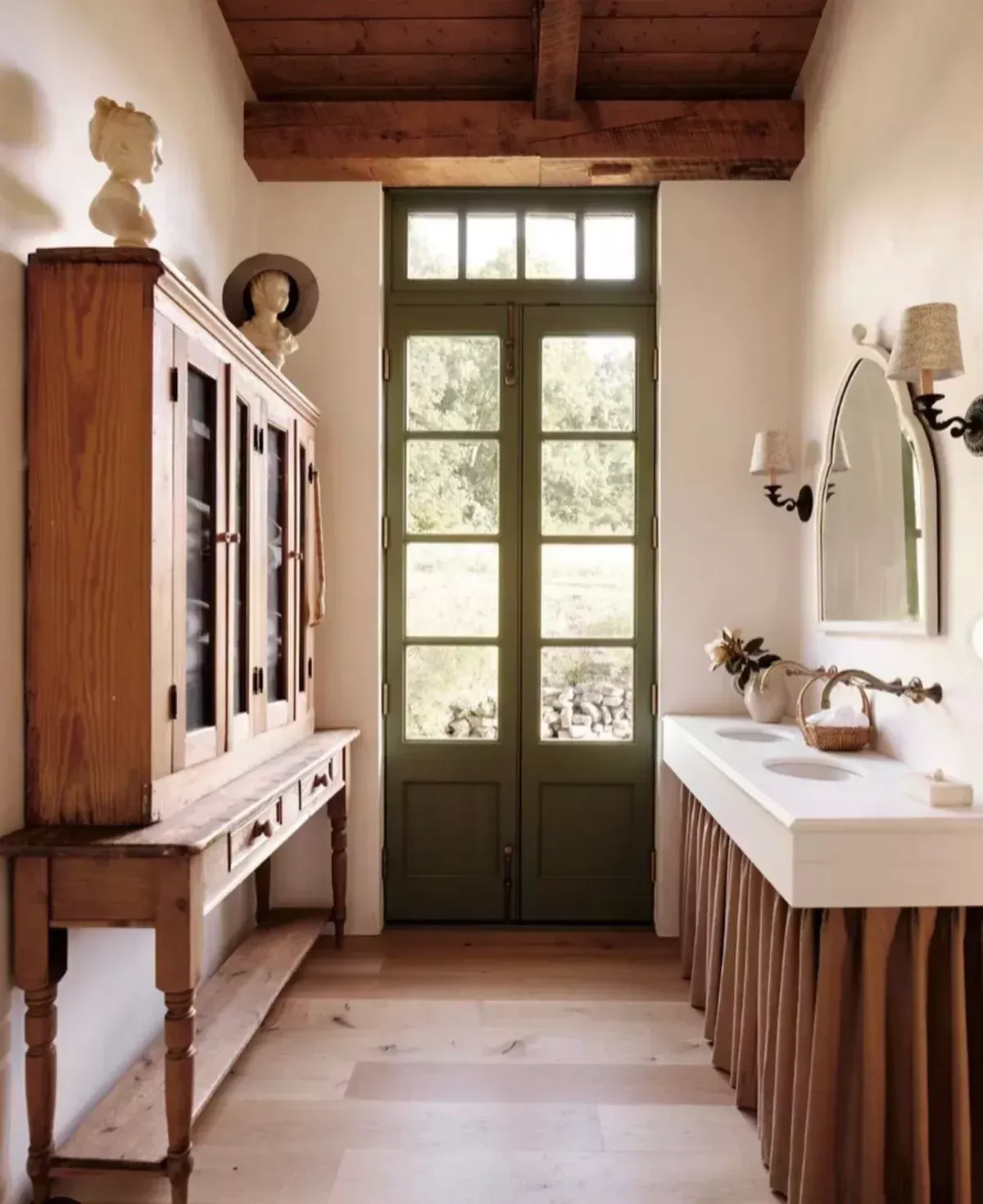 Wall Mount Bathroom Sink