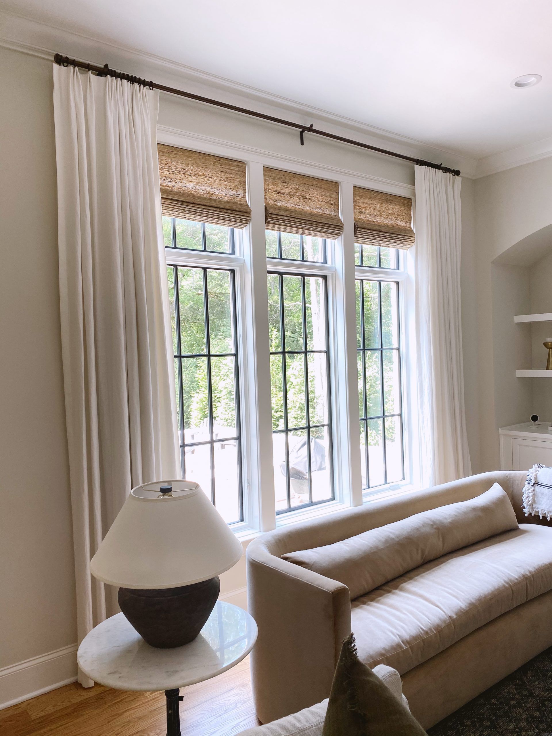 The Ultimate Guide to Choosing the
Perfect Window Drapes
