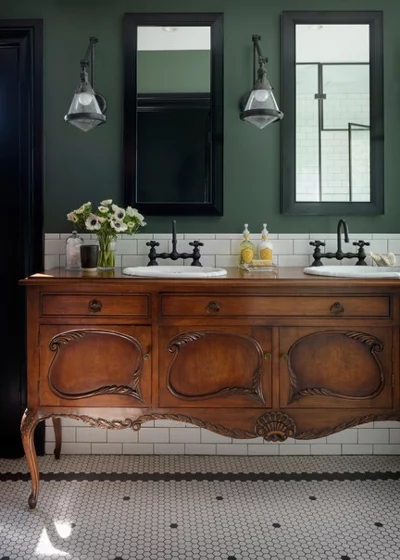 Incorporating Vintage Charm with an
Antique Bathroom Vanity