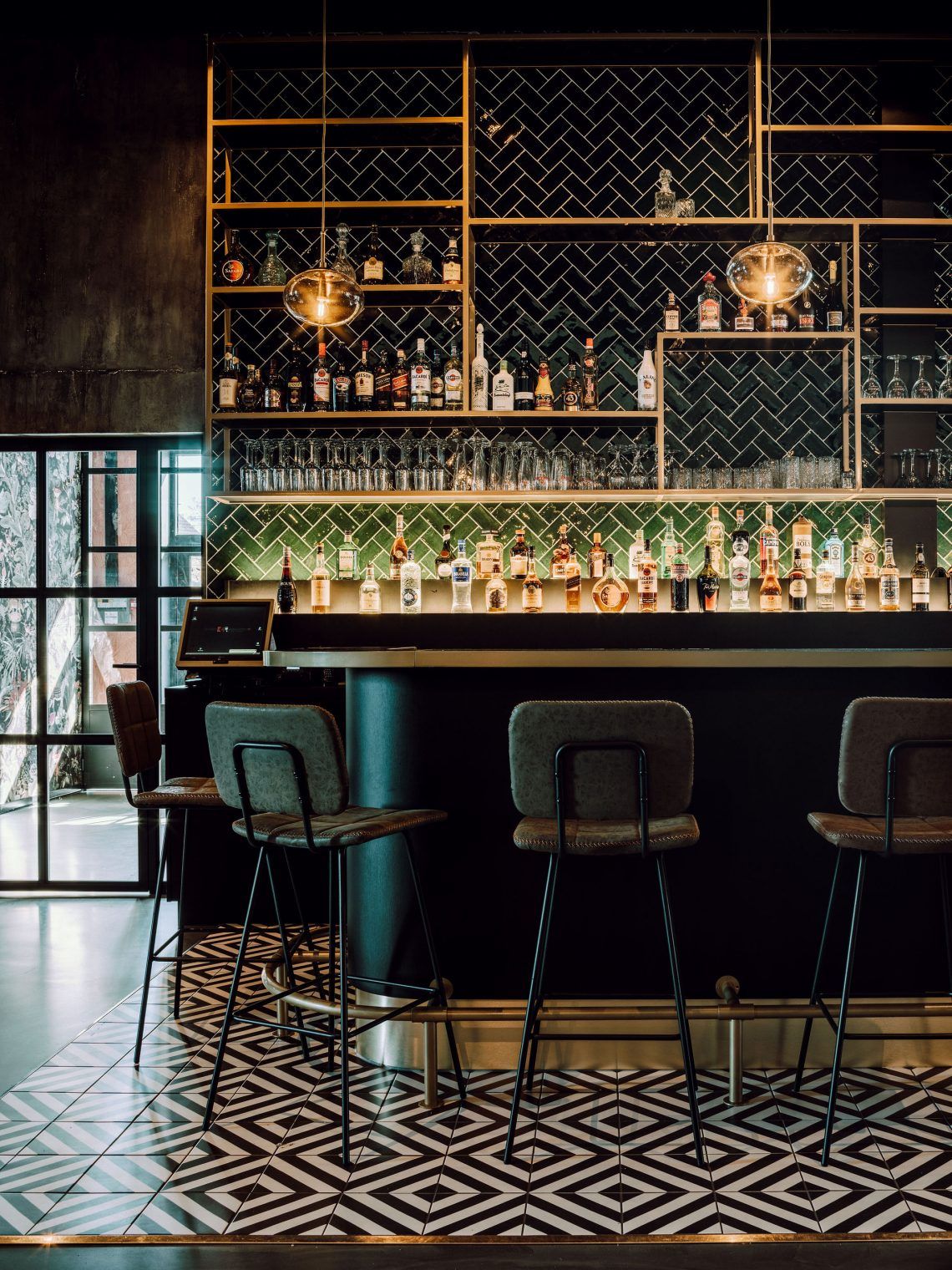 Innovations in Bar Design: Creating a
Unique and Memorable Space