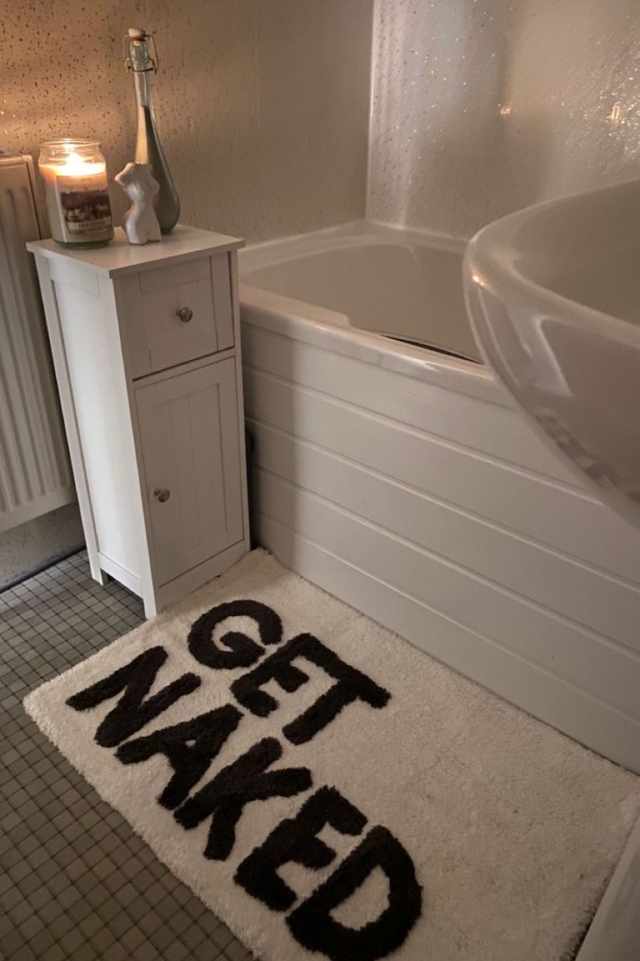 The Ultimate Guide to choosing the
Perfect Bath Rug for Your Bathroom