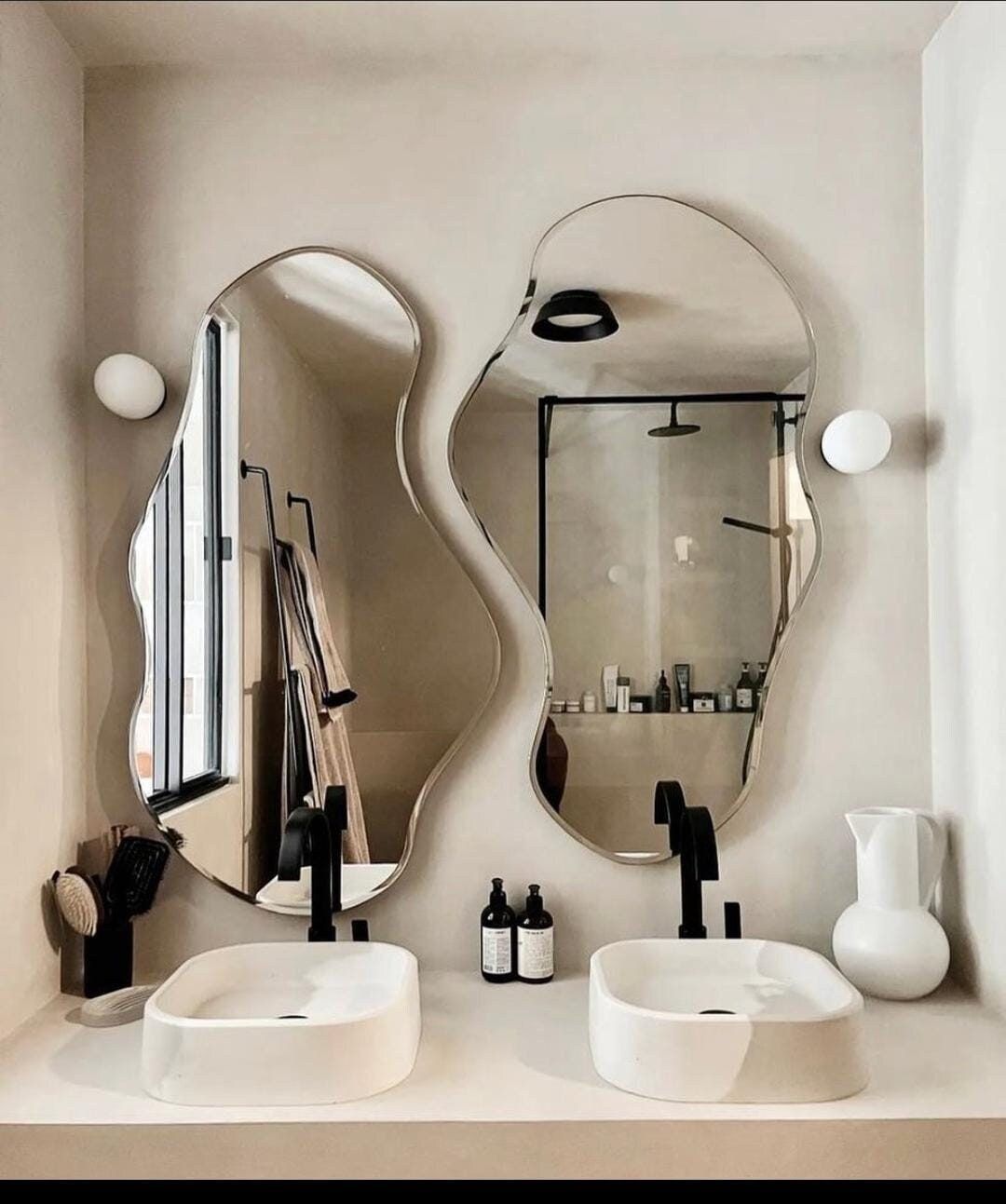 Creative Ways to Incorporate Mirrors in
Your Bathroom Design