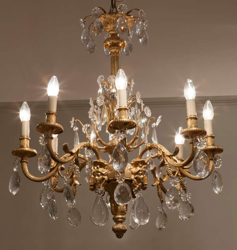 Getting the bedroom chandelier that is best suited for you