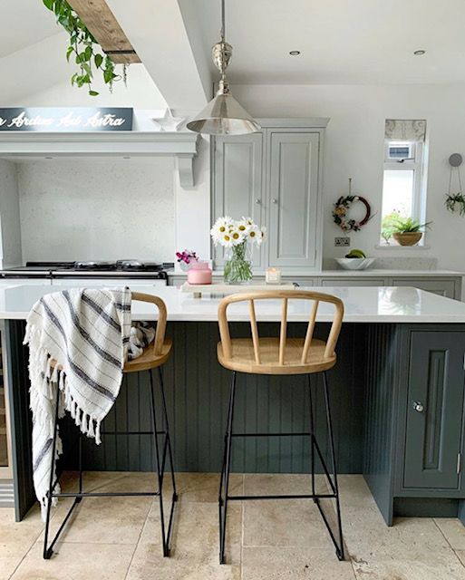 breakfast-bar-stools.jpg