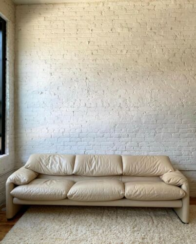 Choosing the Perfect Cream Leather Sofa
for Your Home