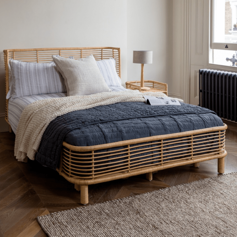 Features of double bed frames