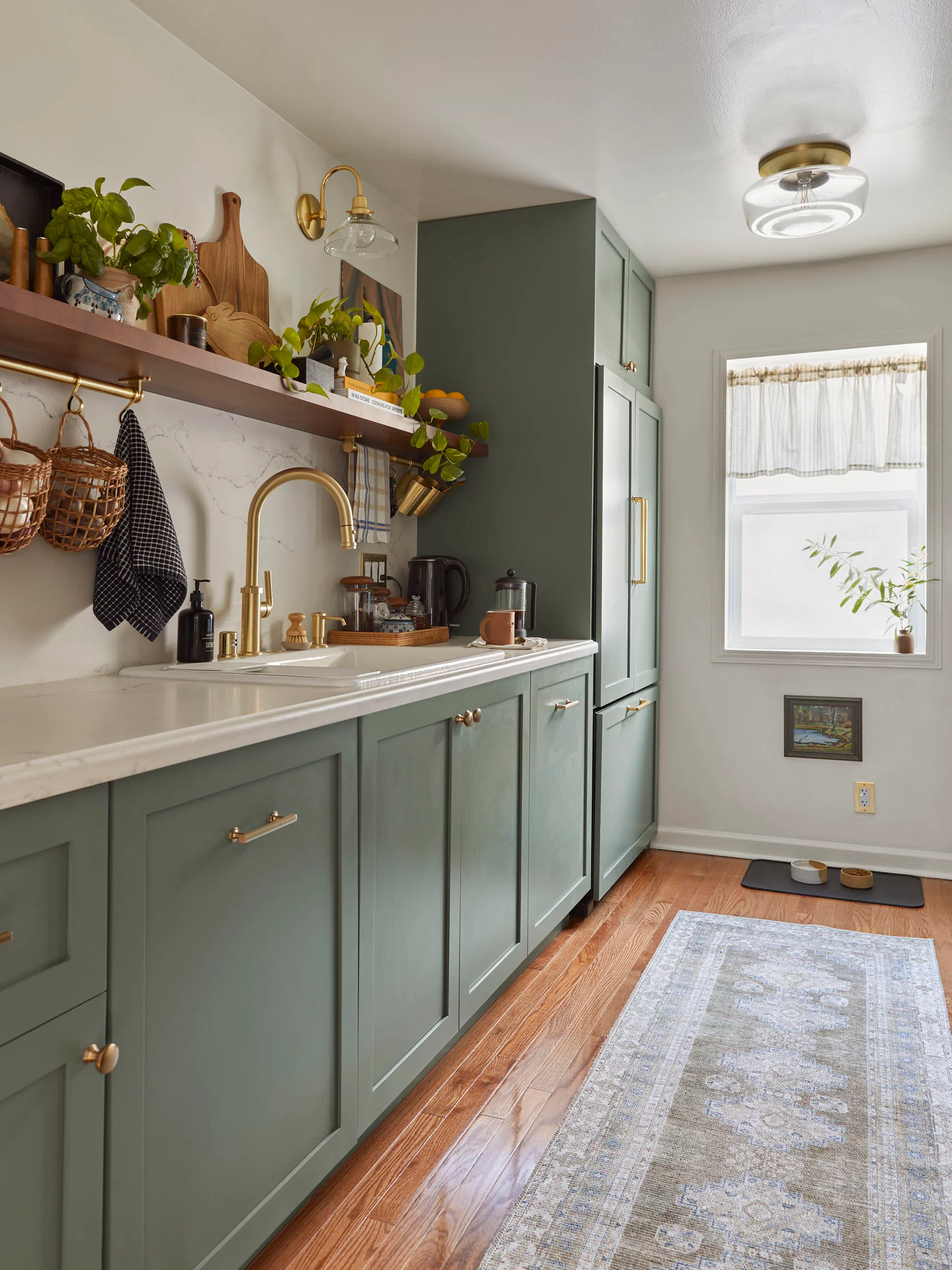 Design Tips for a Functional Galley
Kitchen