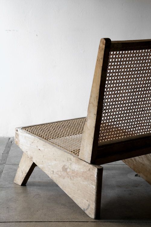Preserving Tradition: Handmade Furniture
in a Modern World