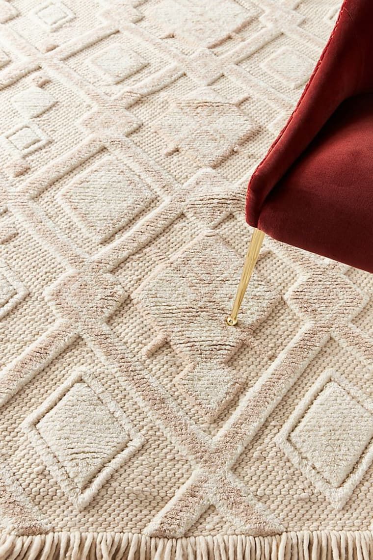 How to Style Your Space with Luxurious
Shag Rugs