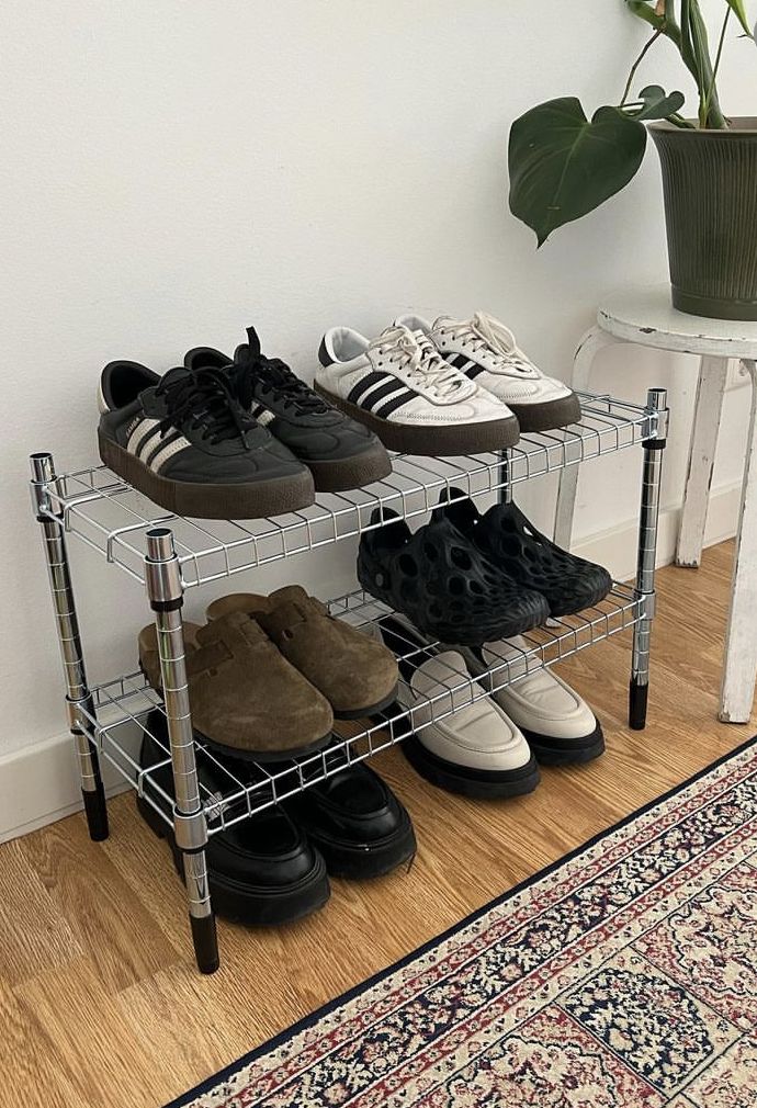 Maximize Your Space with These Shoe Rack
Solutions