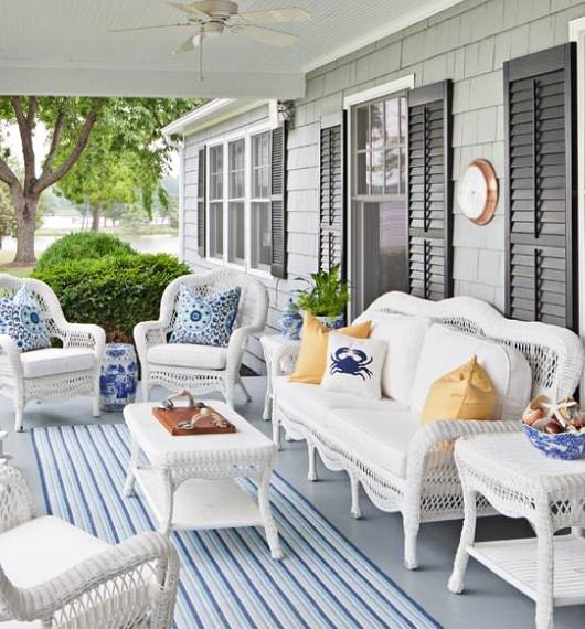The Timeless Appeal of White Wicker Chairs: How to Incorporate Them Into Your Home Decor