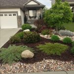 5921ff7fb0ee2b322a8d3f8a71673a51.jpg (736×981) | landscape ideas |  pinterest | curb appeal, yards and SBZFHQA