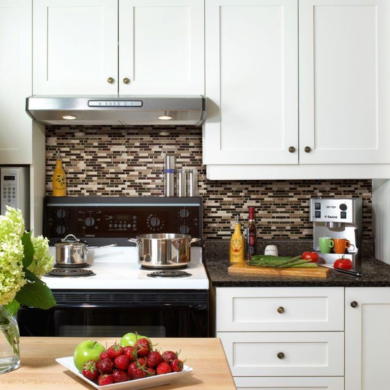 Selecting the Best Kitchen Backsplash for Your Kitchen ...