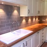 kitchen tile ideas our edge grigio tiles look lovely in a cream kitchen with wooden worktops KKPZQPB