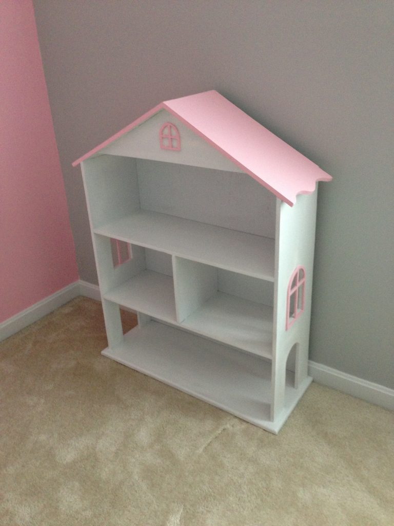 Dollhouse Bookcases A Great Way To Furnish A Girls Bedroom