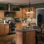 natural maple kitchen cabinets by homecrest cabinetry CPFNWGE