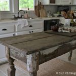 our vintage home love: Farmhouse Table | Trendy farmhouse kitchen .