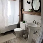 Perfect small bathroom (sorry this link doesn't lead to original .