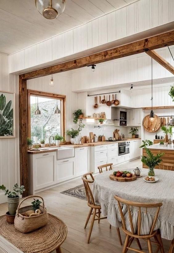 Farmhouse Kitchen Design: Infusing Timeless Appeal with Modern Upgrades