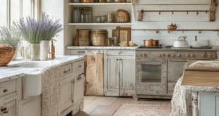 Farmhouse Kitchen Design: Crafting a Blend of Rustic Warmth and Modern Functionality