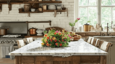 Farmhouse Kitchen Design: Crafting a Cozy, Stylish Space with Classic Appeal