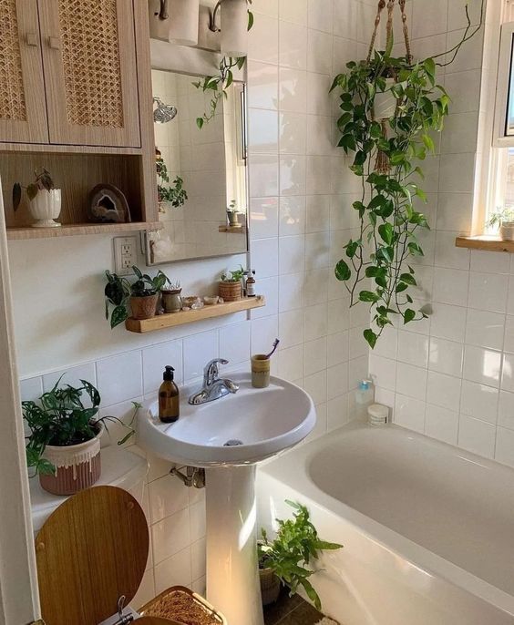 Small Bathroom Design: Expert Tips for Creating a Stylish and Efficient Space