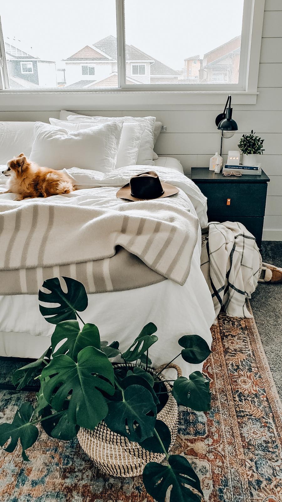 Soft,​ ambient lighting creates ‌a cozy ⁣retreat ​in your boho bathroom