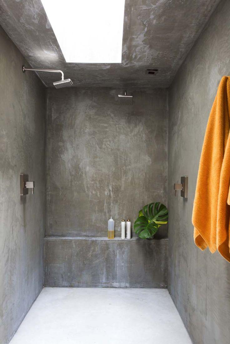 Concrete bathroom: Industrial​ chic with smooth surfaces and‍ minimalist flair