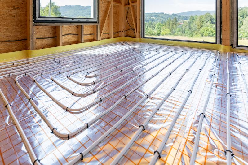 Heated flooring⁢ to keep ‌your feet warm in chilly climates