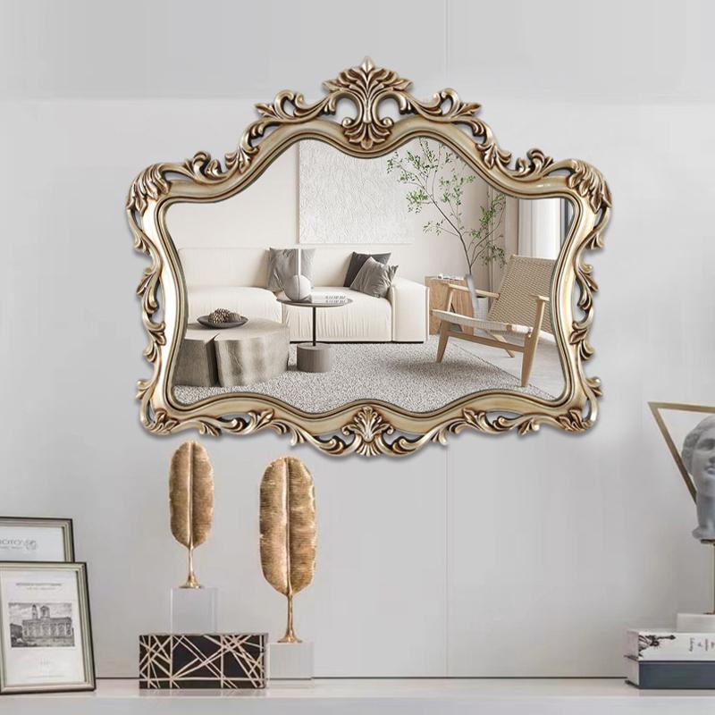 Choose an oversized ‍vintage mirror ⁢to enhance⁢ your ‌eclectic bathrooms charm