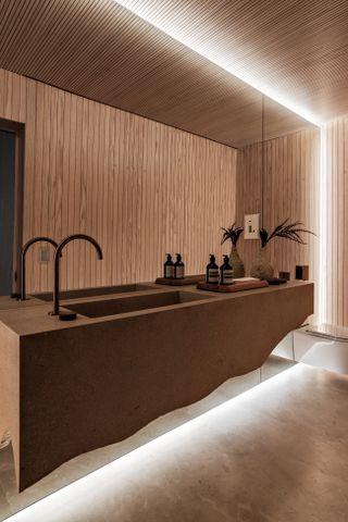 Smart lighting solutions highlight features of your wooden bathroom effortlessly