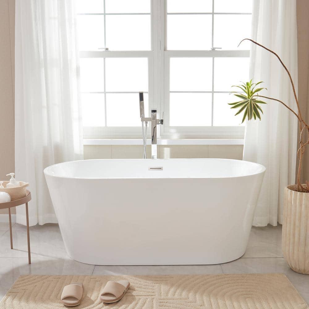 Add a freestanding tub to enhance luxury in ⁣your eclectic bathroom aesthetic