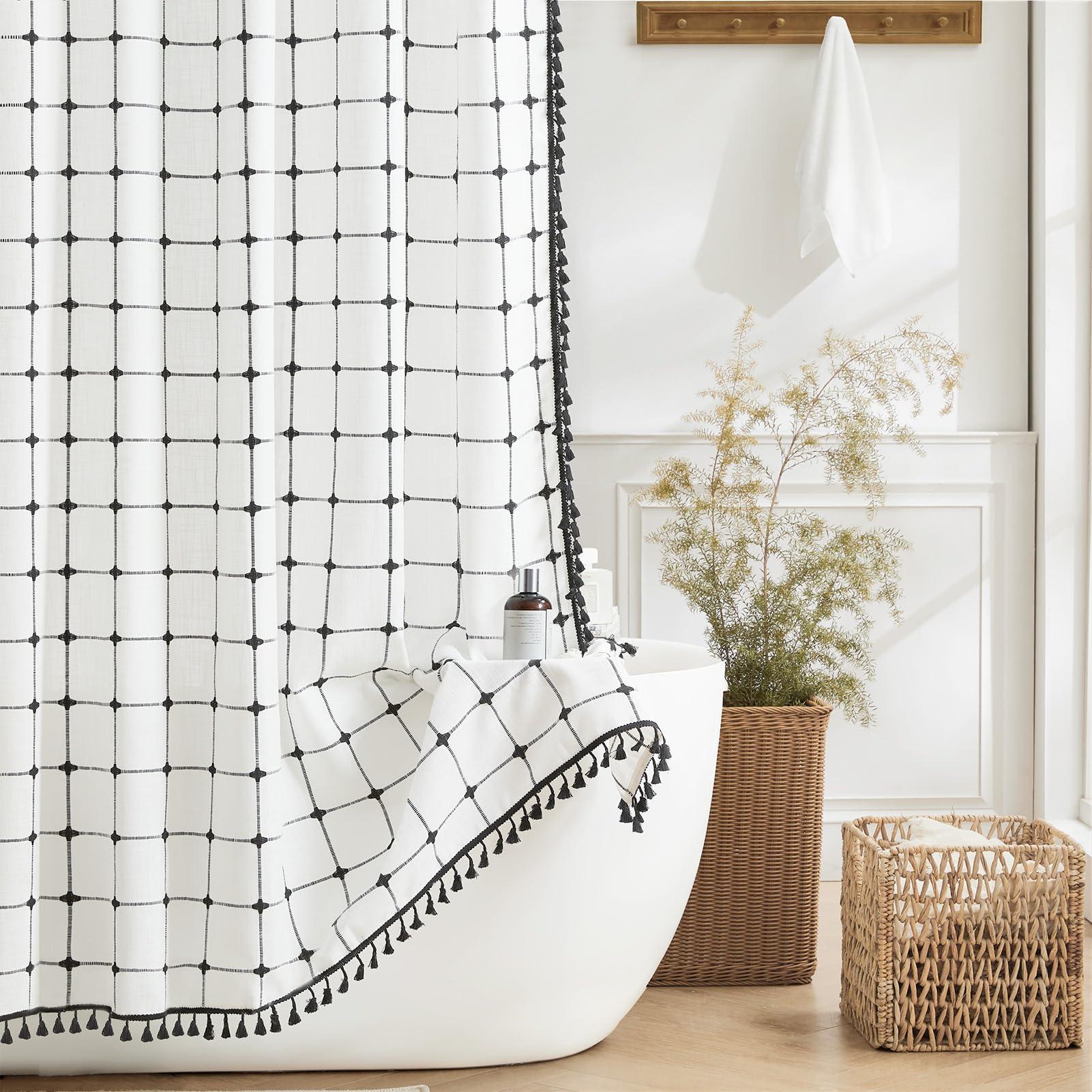 Choose ‍a statement shower curtain⁢ that screams​ boho bathroom‌ chic