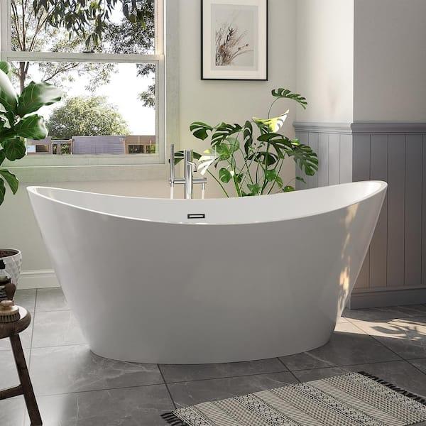 Choose a freestanding tub to serve​ as the‌ centerpiece of⁢ your eclectic bathroom