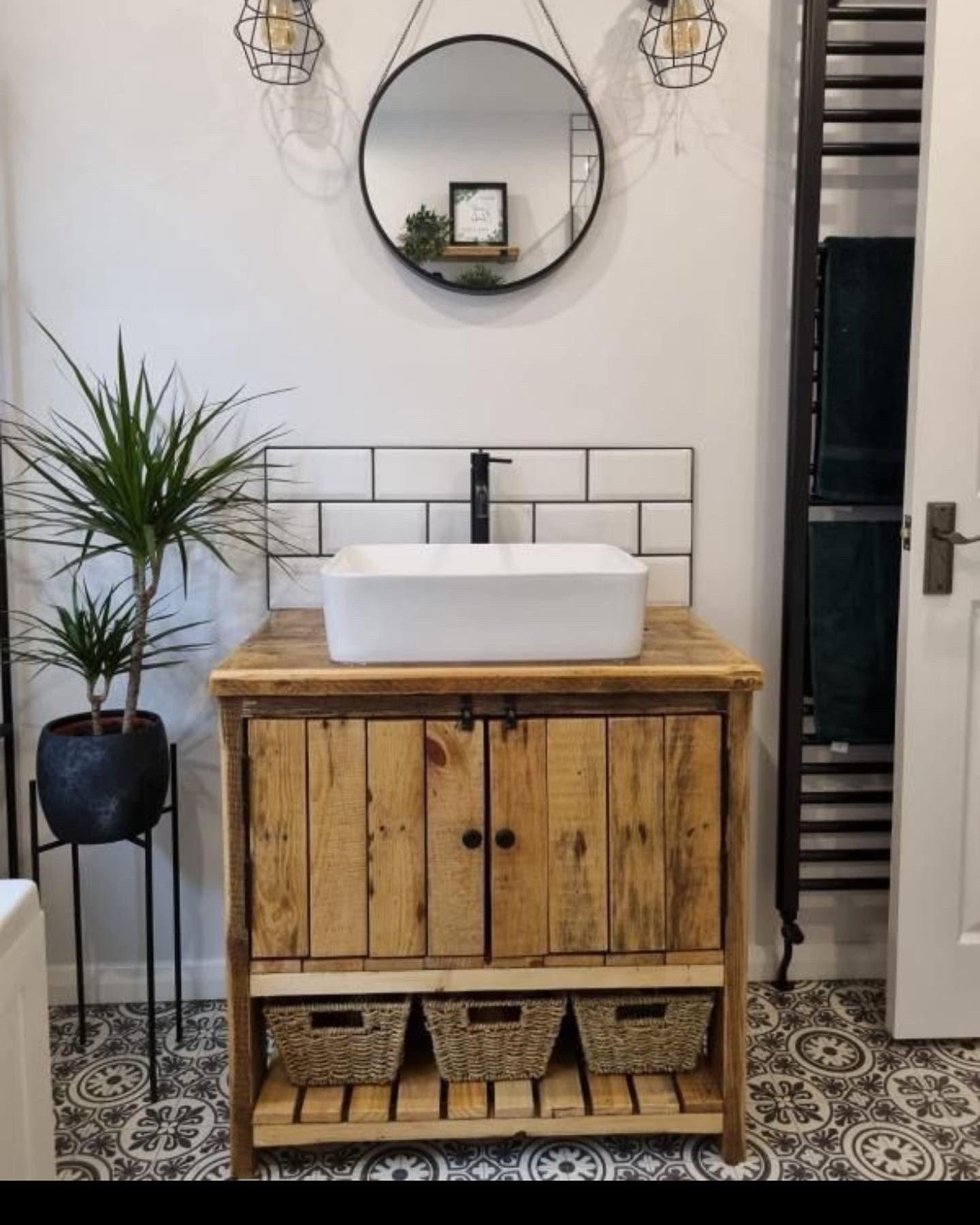 Choose a wooden vanity ‍for⁢ a personalized​ wooden bathroom touch