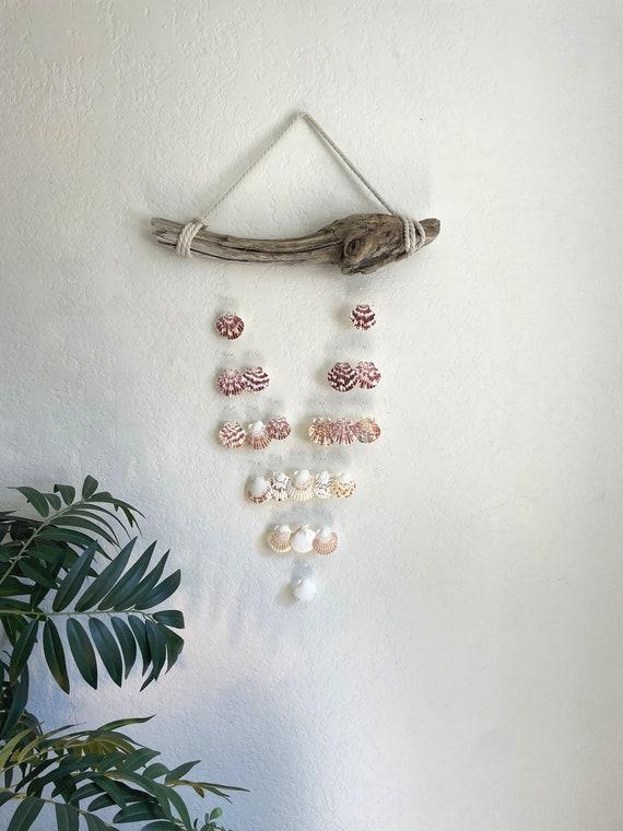 Keep seashells or‍ driftwood as meaningful accents ⁤in your ⁣boho⁢ bathroom