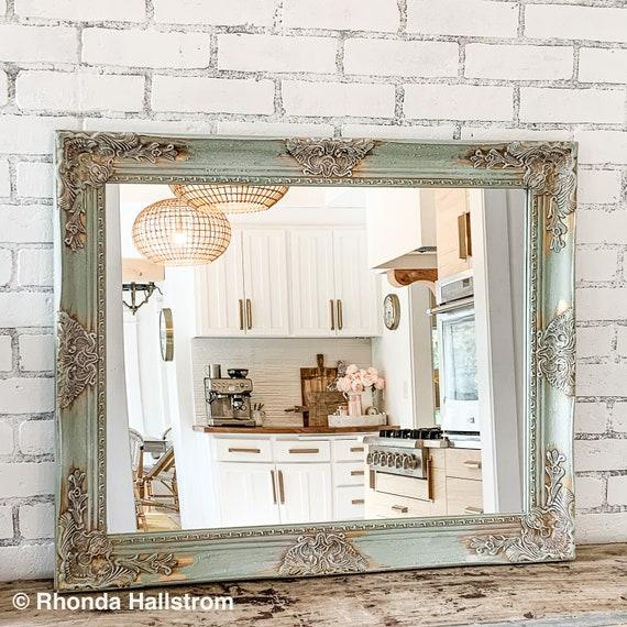 Vintage mirrors with ornate frames bring character to your eclectic⁤ bathroom design