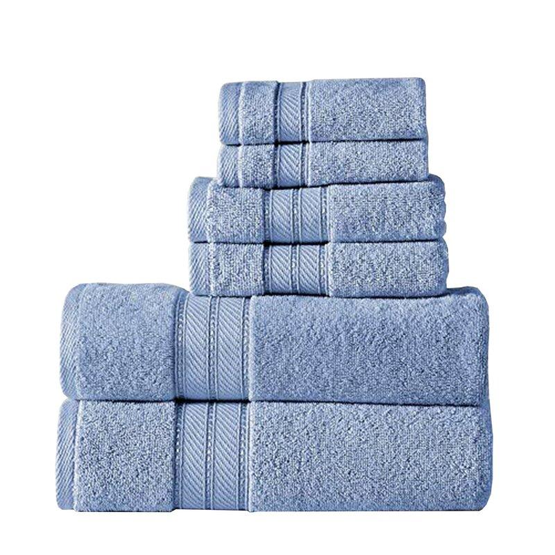 Soft, fluffy towels add comfort to your‌ modern bathroom experience