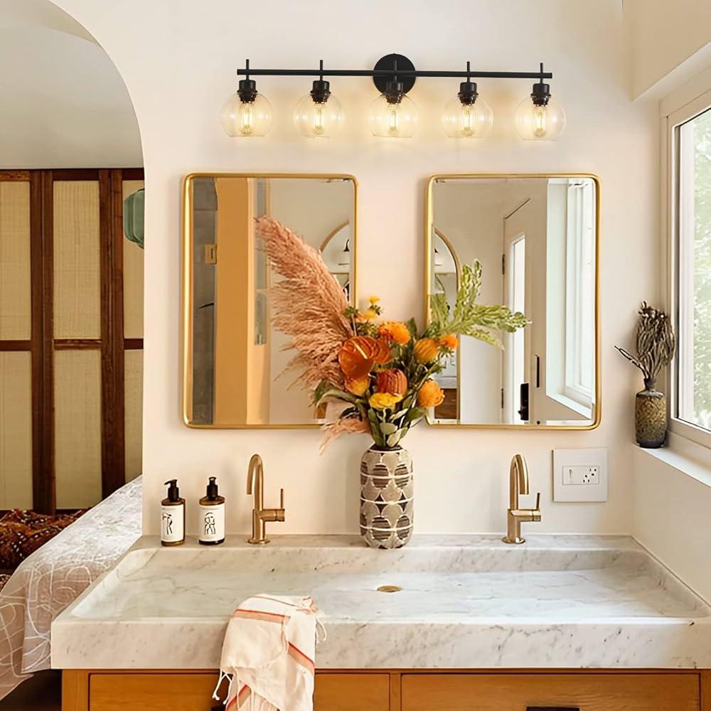 Soft,‍ ambient lighting creates a peaceful atmosphere in your⁢ boho bathroom retreat