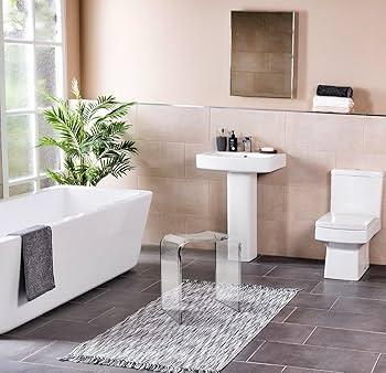 Add a bench for comfort in‍ your stylish modern bathroom