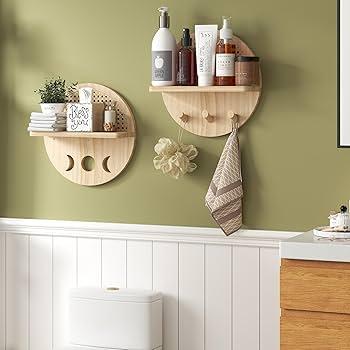 Earthy⁢ wooden shelves⁤ create ⁤a warm atmosphere in your boho​ bathroom