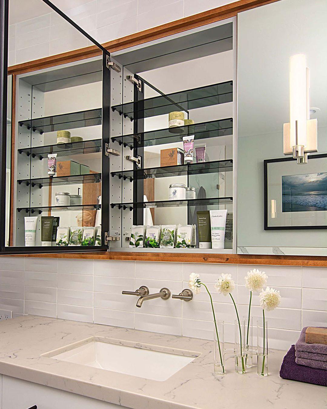 Integrate ‌unique storage solutions for an organized modern bathroom