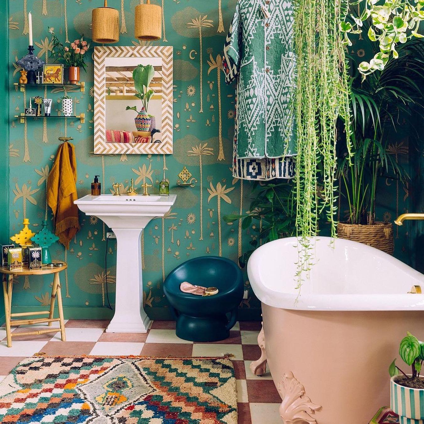 Mix and‍ match accessories for a personalized touch in your boho bathroom